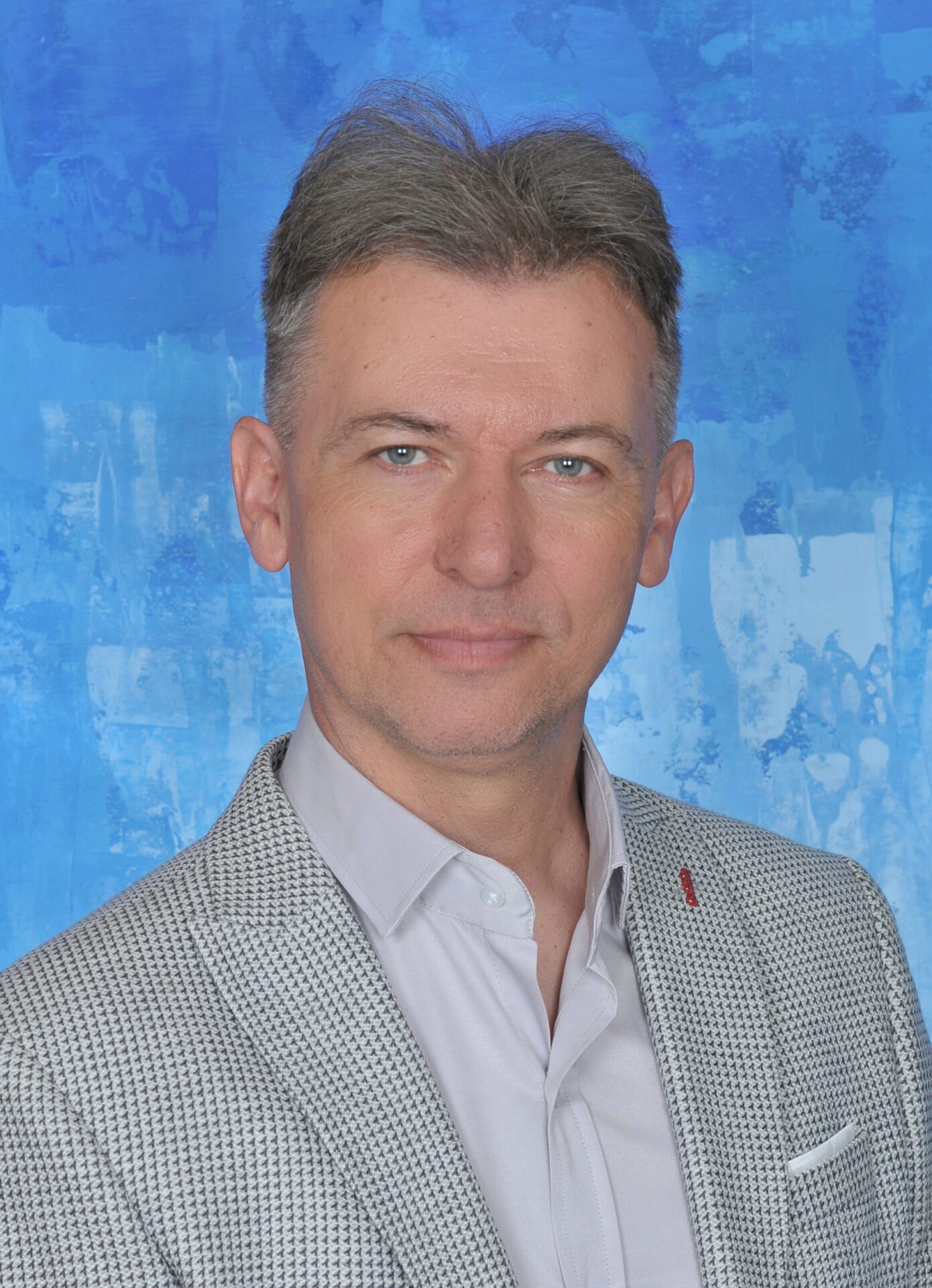 Душан Поповић