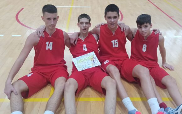 Победа наше школе на окружном такмичењу у баскету 3×3