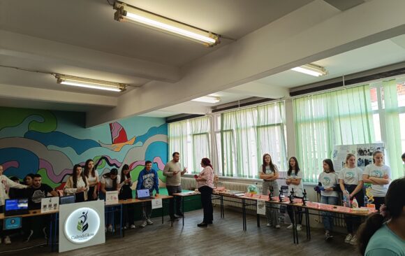 Дани отворених врата – Ученици осмог разреда посетили Средњу школу “Никола Тесла” у Баточини