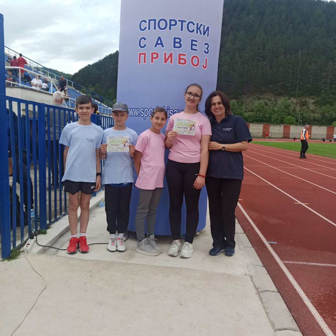 Međuokružno takmičenje u atletici – dugo i 3 treća mesta