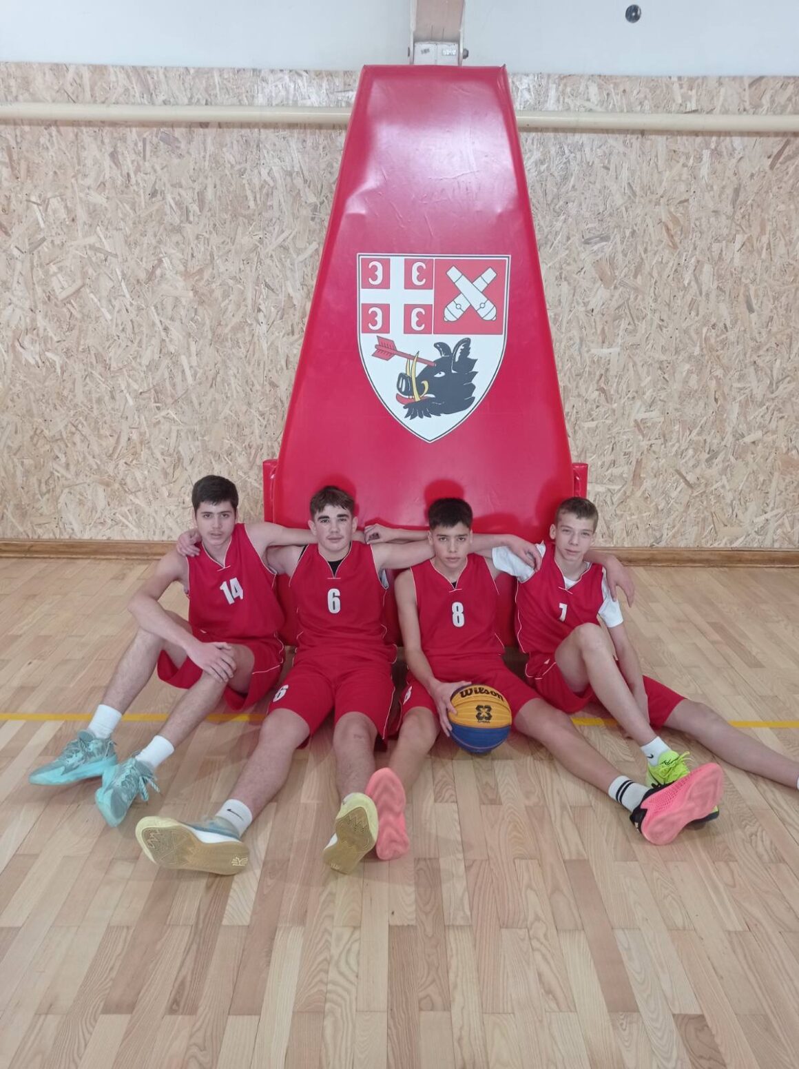 IMG_1226 Прво место на окружном такмичењу у баскету 3×3