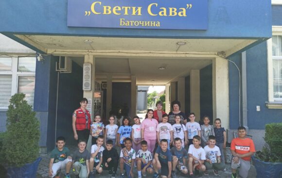 IMG_8344 Цртежом до награде и хумане поруке: Ученици II/2 заблистали на конкурсу „Крв живот значи“