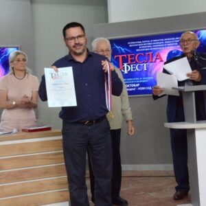 Zlatni uspeh našeg kolege na ,,Tesla festu 2026”